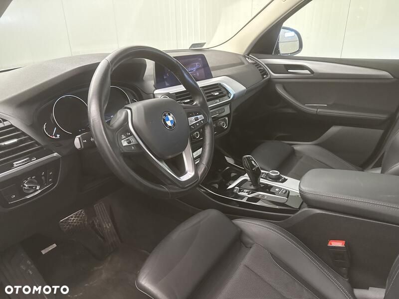 BMW X3 xDrive20i GPF - 10