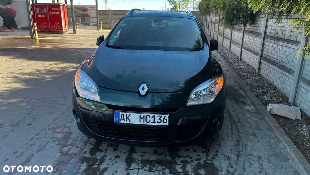 Renault Megane TCe 180 Dynamique - 3