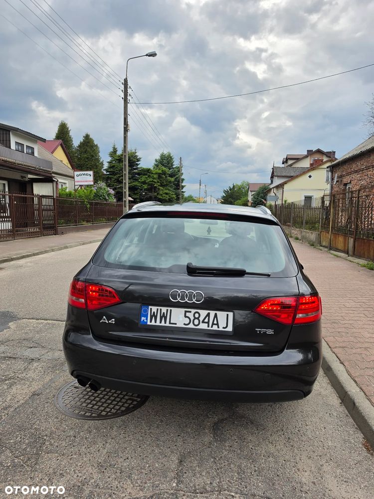 Audi A4 Avant - 8