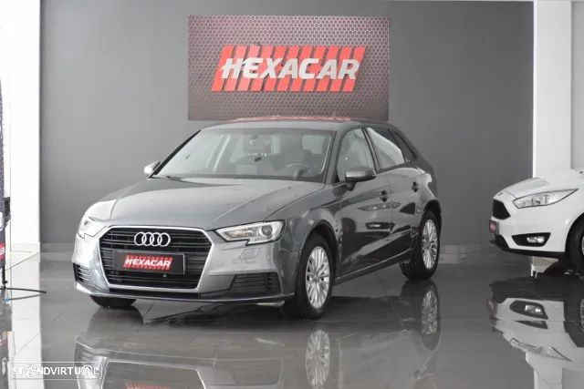 Audi A3 Sportback - 2