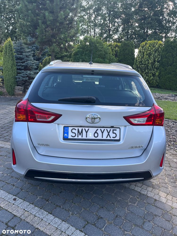 Toyota Auris 2.0 D-4D Premium Comfort - 6