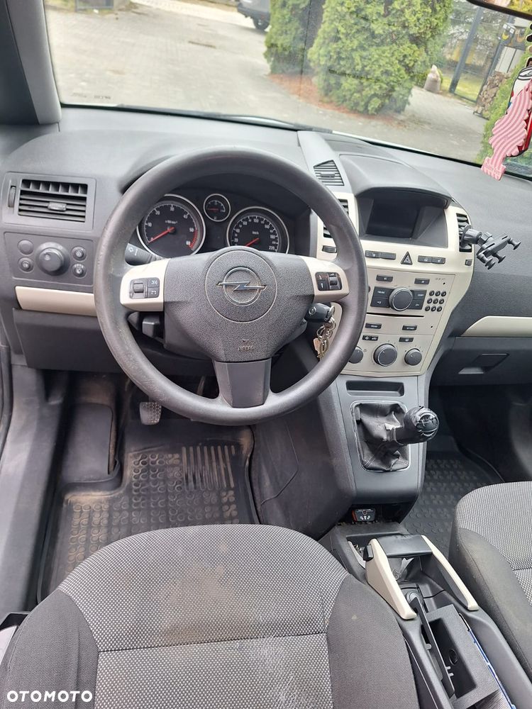 Opel Zafira - 5