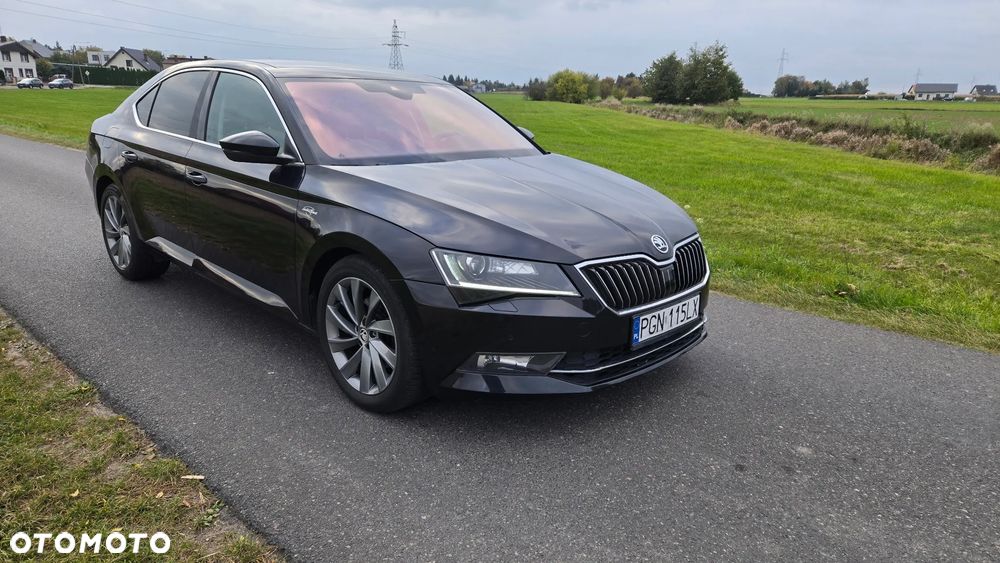 Skoda Superb 2.0 TDI L&K DSG - 36