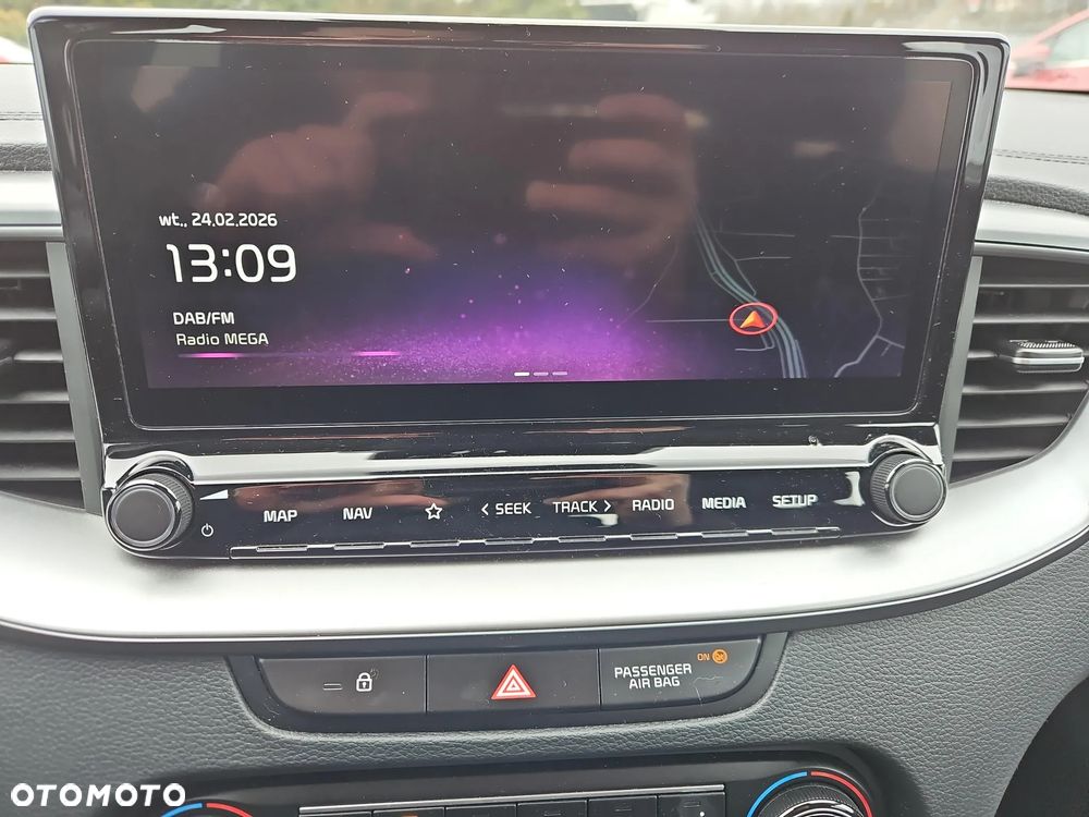 Kia Ceed 1.5 T-GDI M - 10