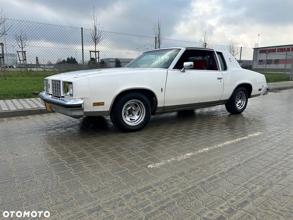 Oldsmobile Cutlass - 4
