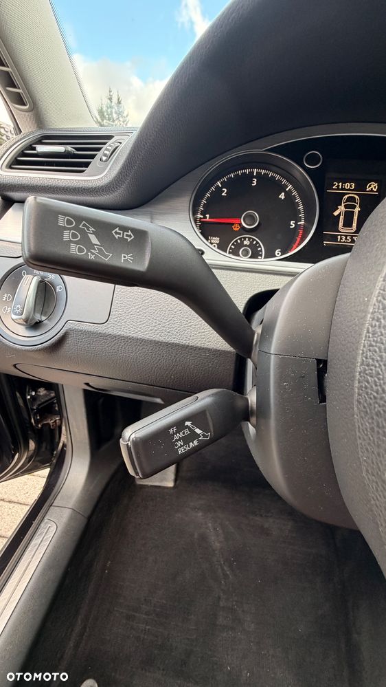 Volkswagen Passat Alltrack - 25