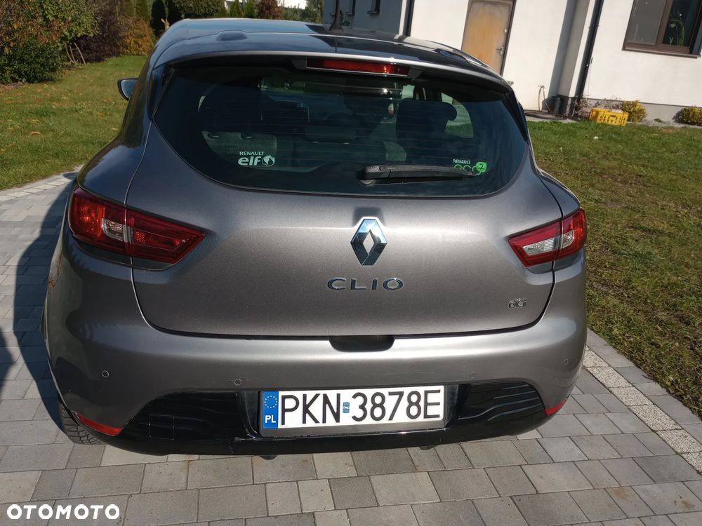 Renault Clio - 6