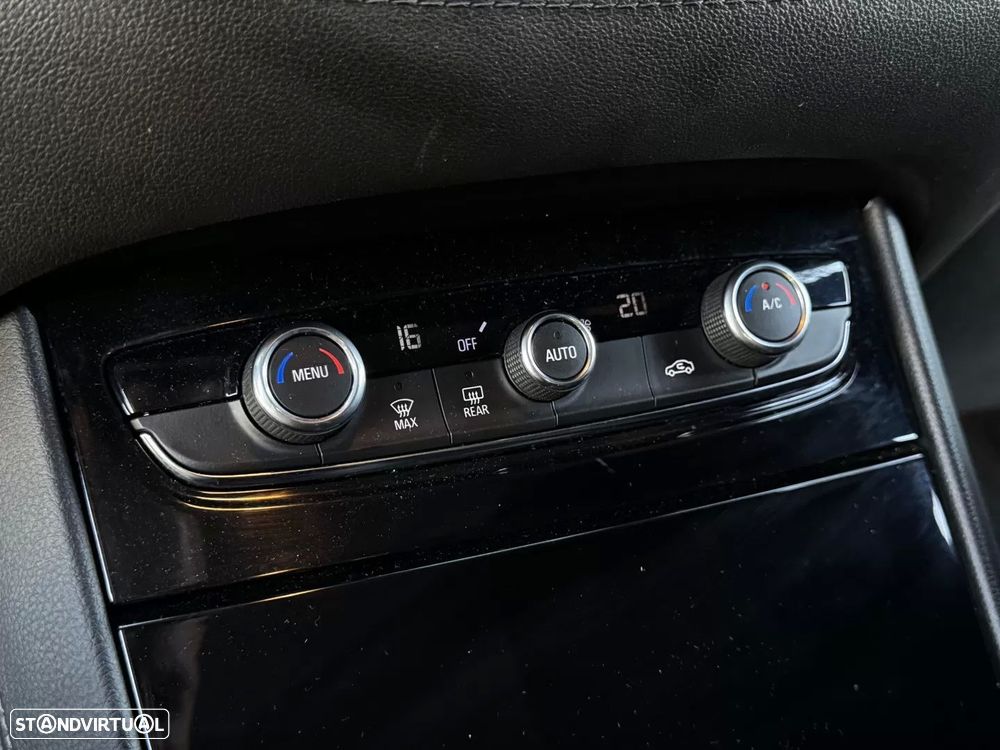 Opel Grandland X 1.5 CDTI Design & Tech - 30