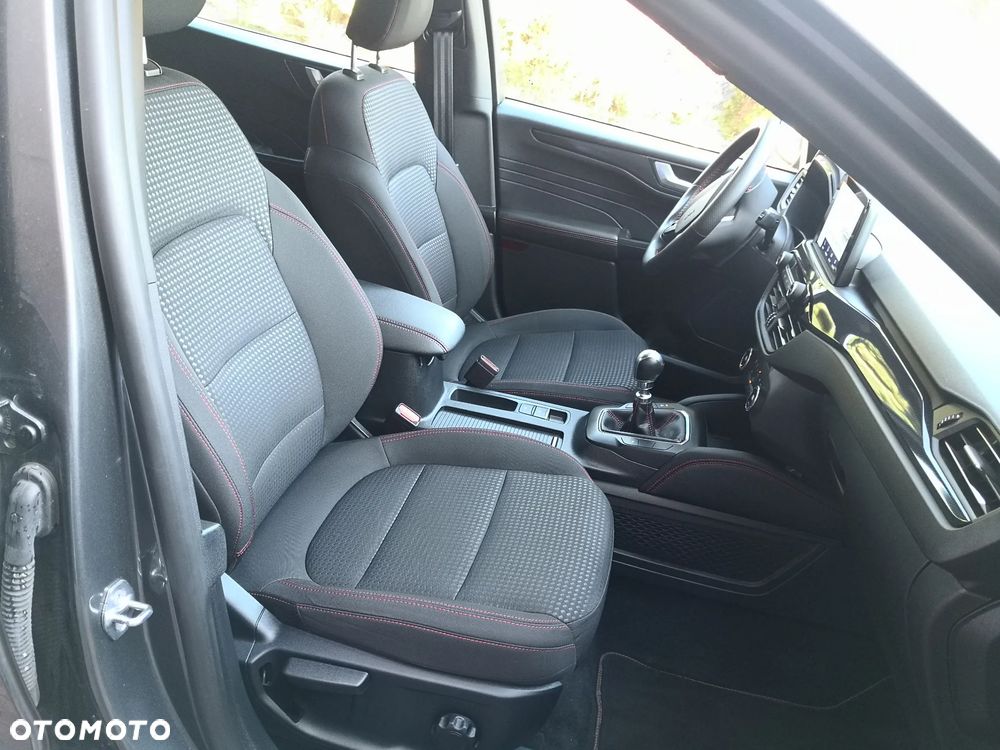 Ford Kuga 2.0 TDCi 4x2 ST-Line - 15