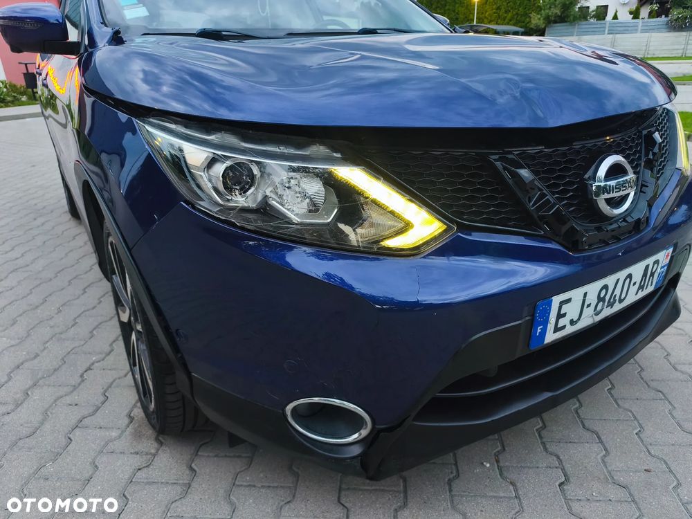 Nissan Qashqai - 25