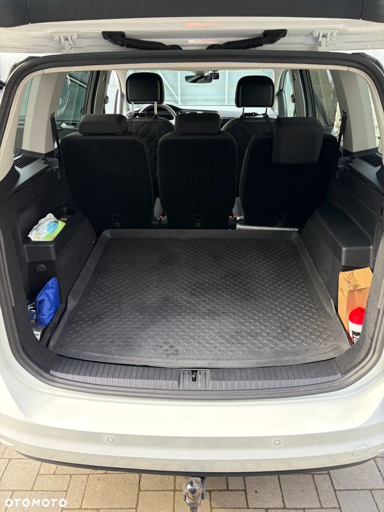 Volkswagen Touran 1.5 TSI EVO Highline DSG - 9
