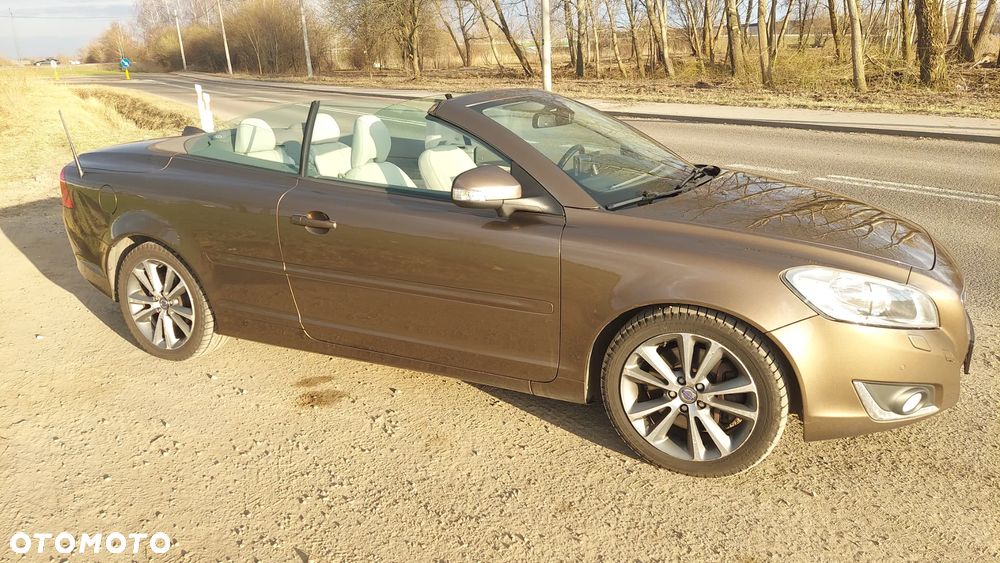 Volvo C70 D3 Summum - 22