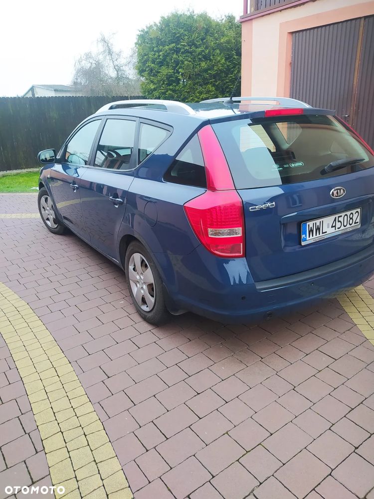 Kia Ceed 1.6 Comfort + - 7