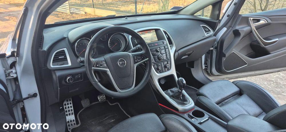 Opel Astra - 11