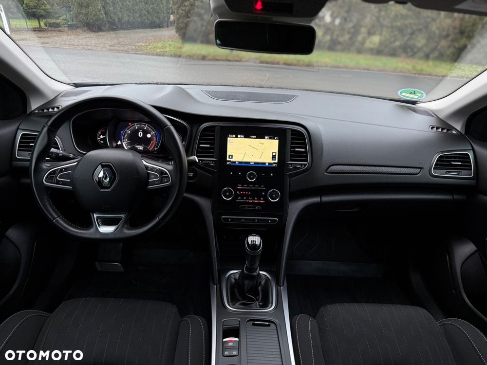 Renault Megane TCe 140 GPF INTENS - 27