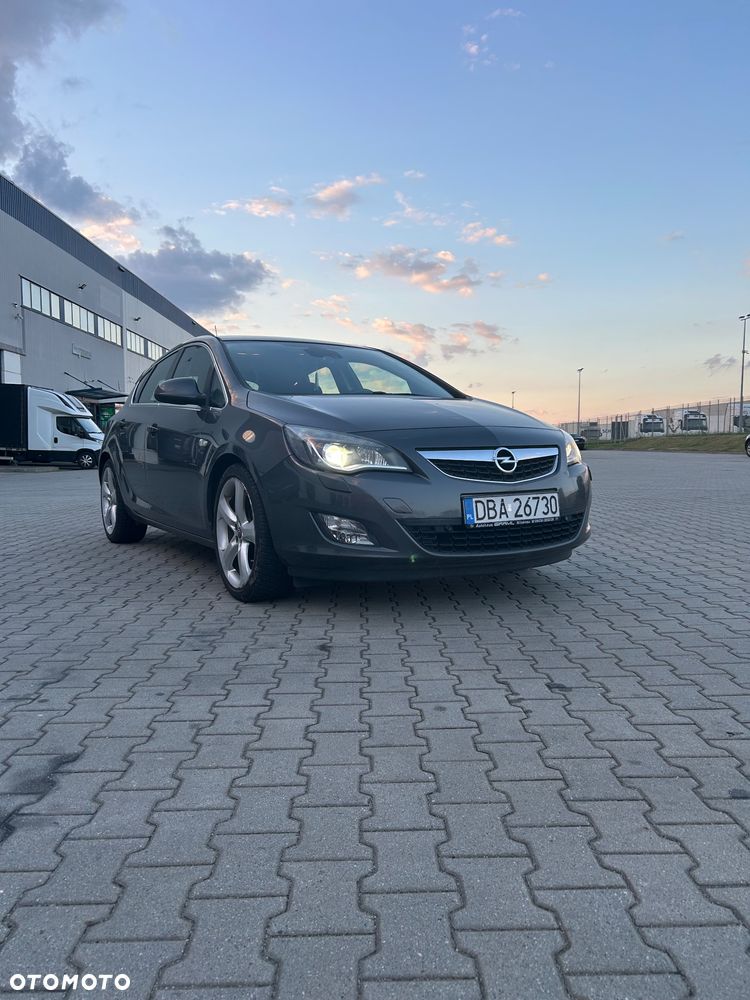 Opel Astra - 2