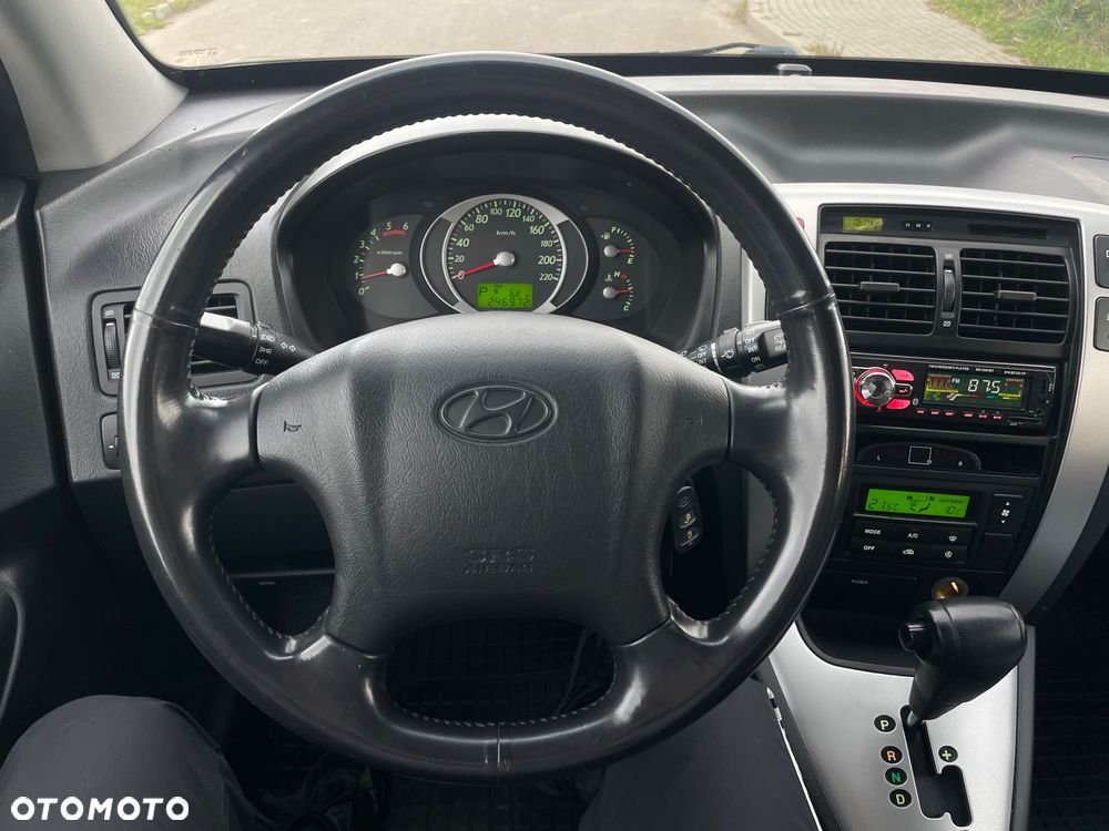 Hyundai Tucson 2.0 CRDi VGT 2WD Automatik GLS - 8