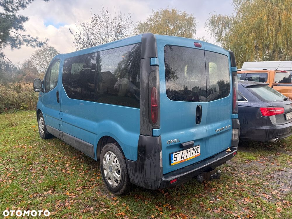 Opel Vivaro 2002 photo 2