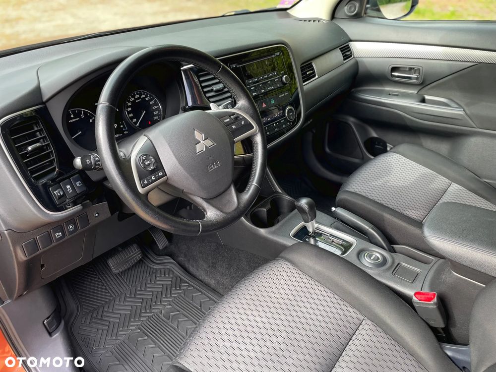 Mitsubishi Outlander 2.0 Intense - 4