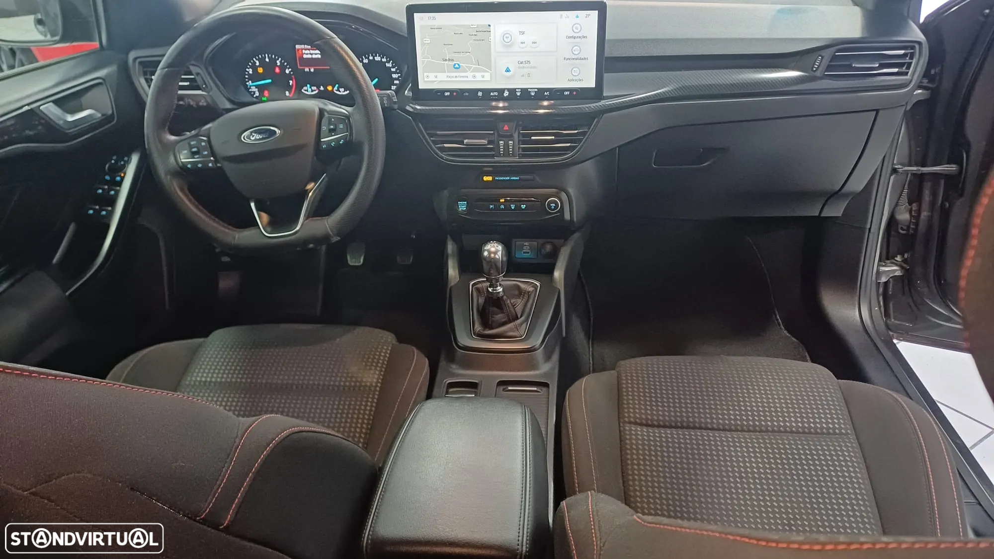 Ford Focus 1.0 EcoBoost Hybrid ST-LINE - 16