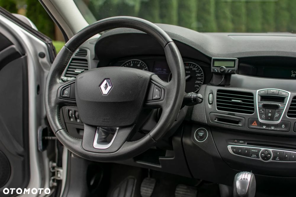 Renault Laguna - 36