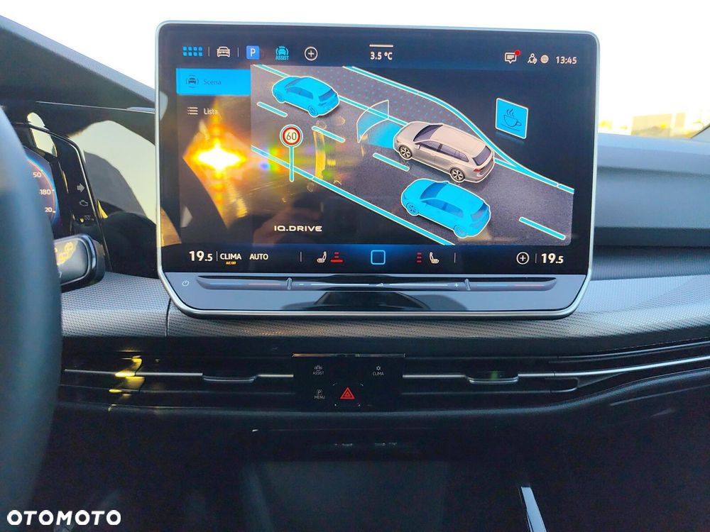 Volkswagen Golf Variant - 17