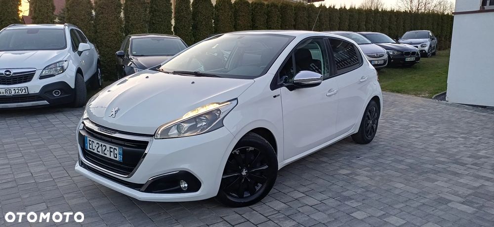 Peugeot 208 1.2 VTi Style - 2