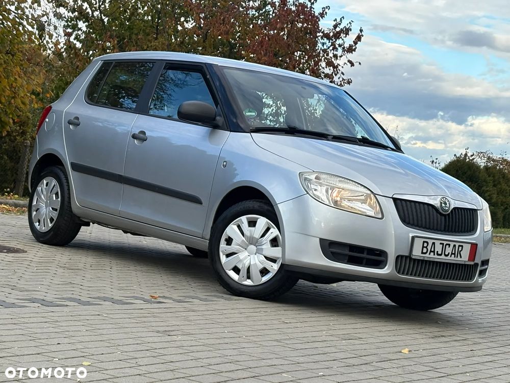 Skoda Fabia ver-1-2-12v-active - 2