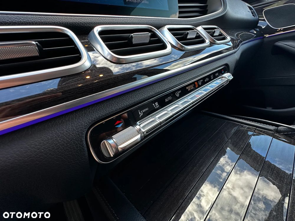 Mercedes-Benz GLE 300 d 4-Matic - 21