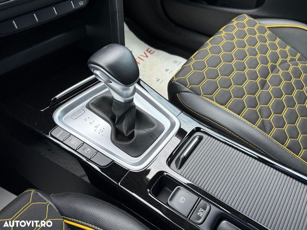 Kia XCeed 1.4 T-GDI 7DCT Style+ - 26