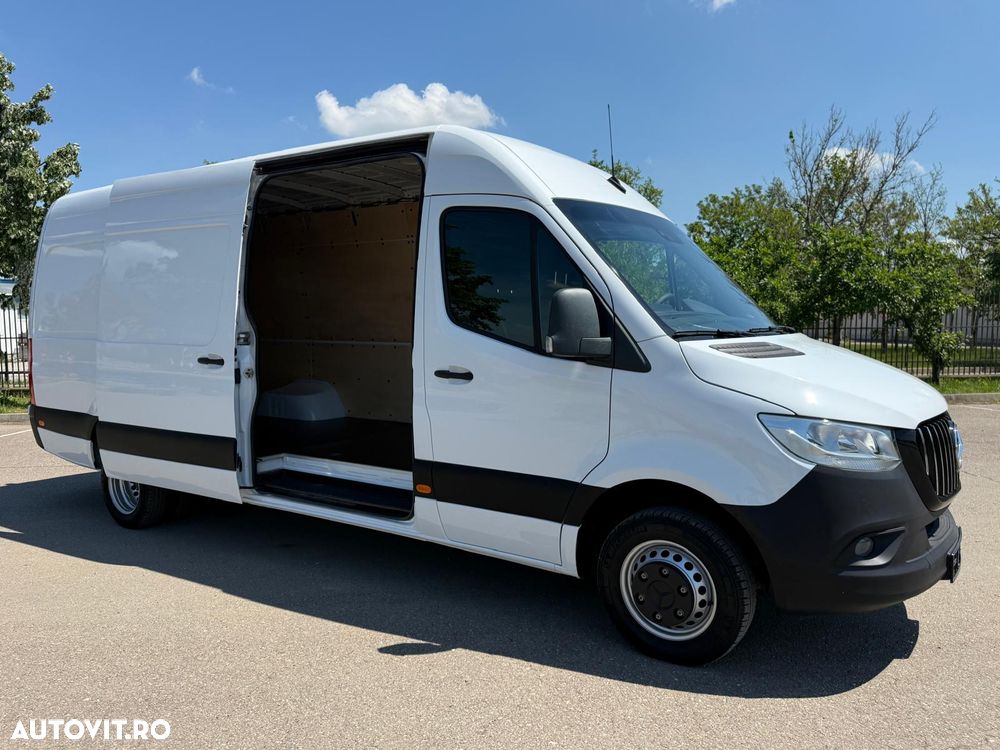 Mercedes-Benz Sprinter - 4