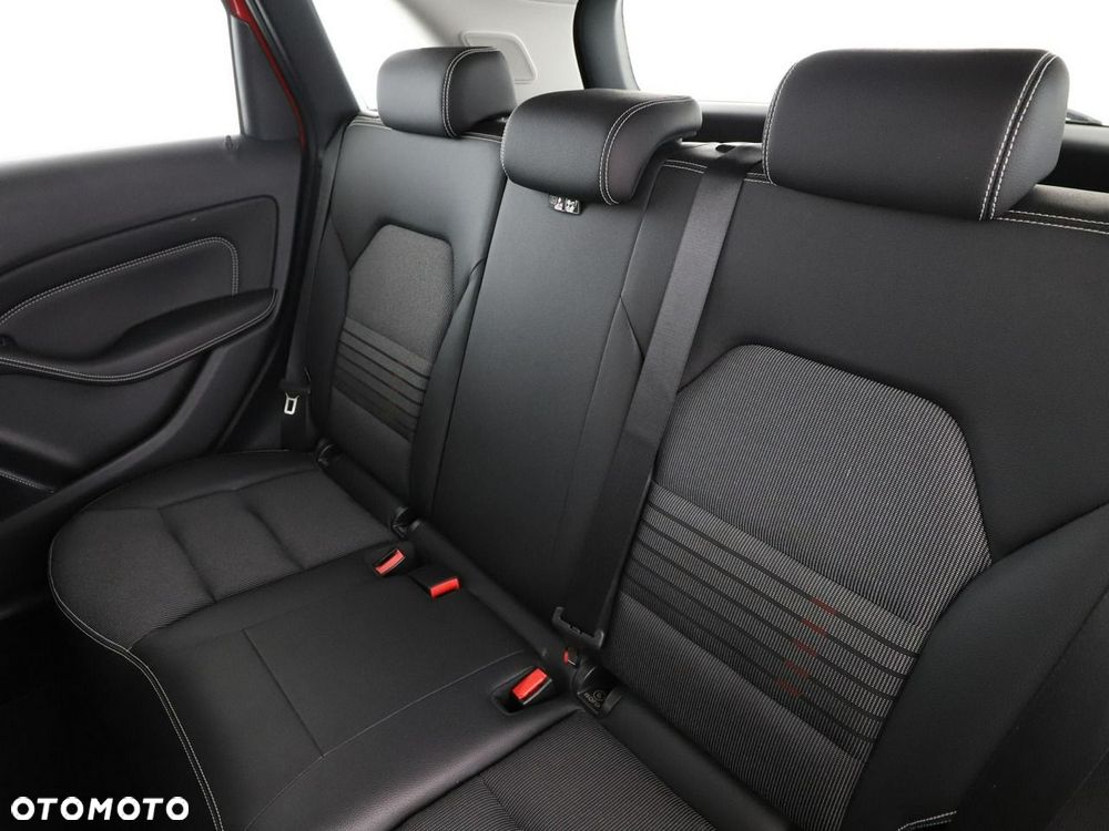 Mercedes-Benz Klasa B 200 7G-DCT UrbanStyle Edition - 18