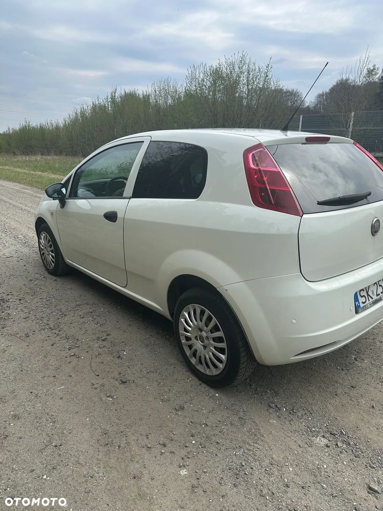 Fiat Punto 1.4 Easy S&S - 1