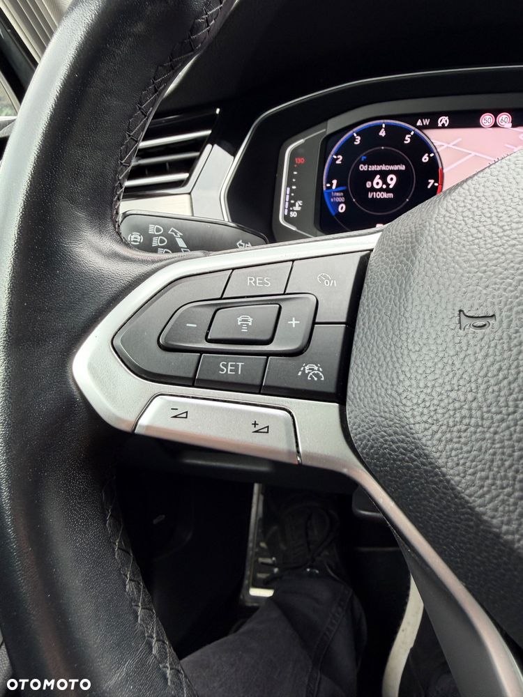 Volkswagen Passat 2.0 TSI Business DSG - 19