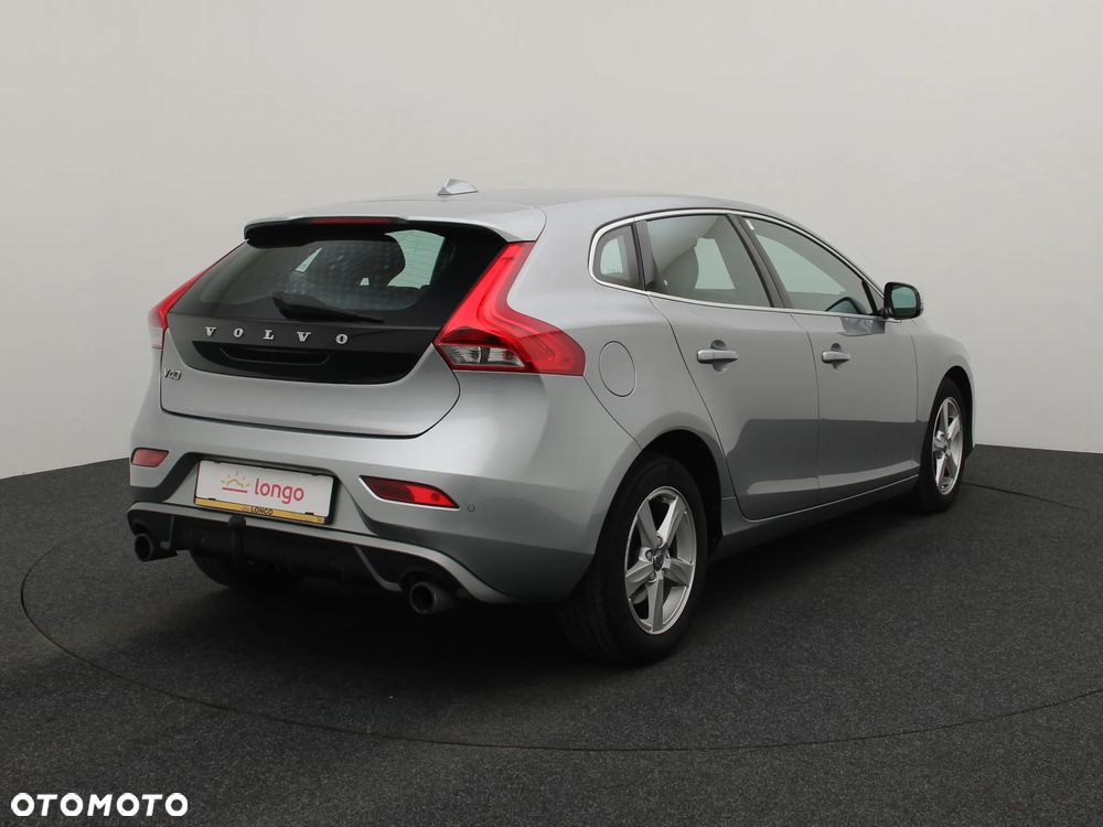 Volvo V40 D4 Drive-E R-Design Kinetic - 6