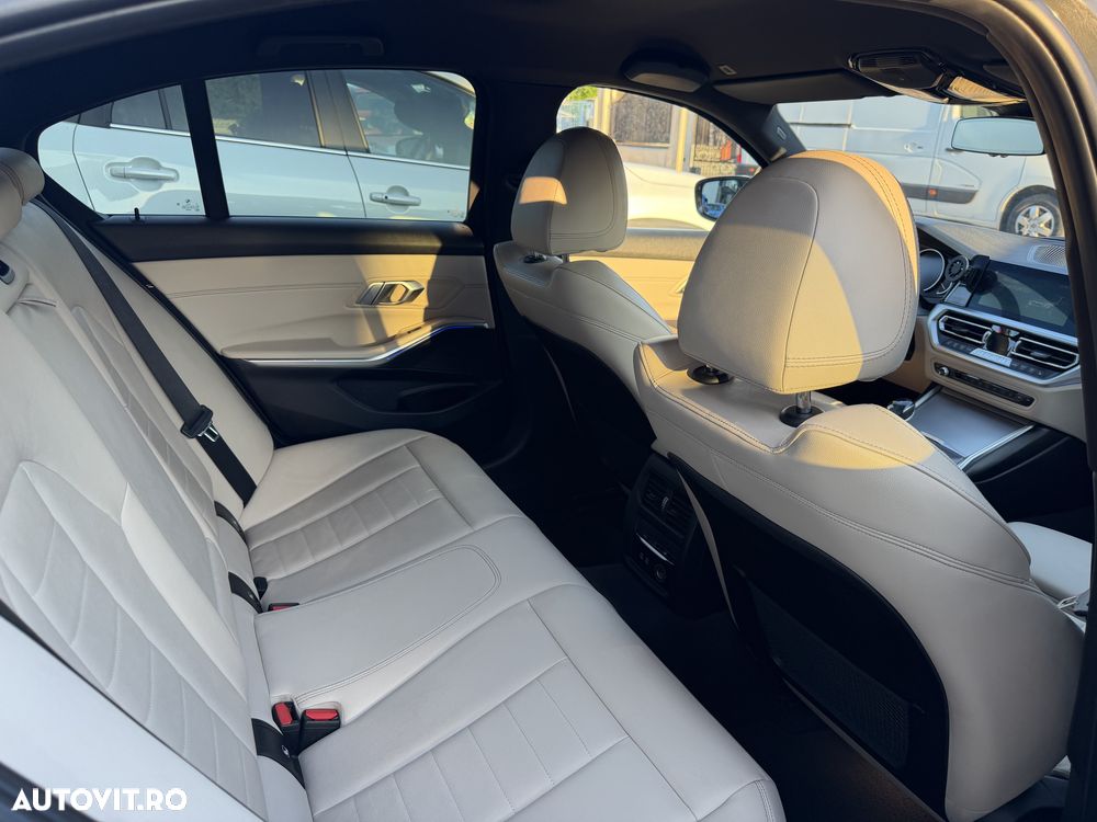 BMW Seria 3 320d xDrive AT M Sport - 15