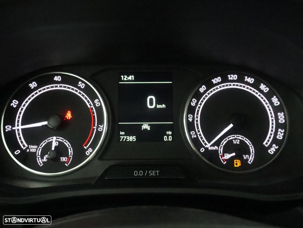 Skoda Fabia 1.0 MPI Ambition - 18