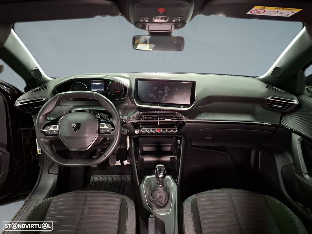Peugeot 2008 1.2 PureTech Active - 12