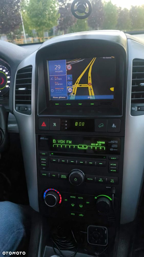 Chevrolet Captiva 2.0 d High - 29