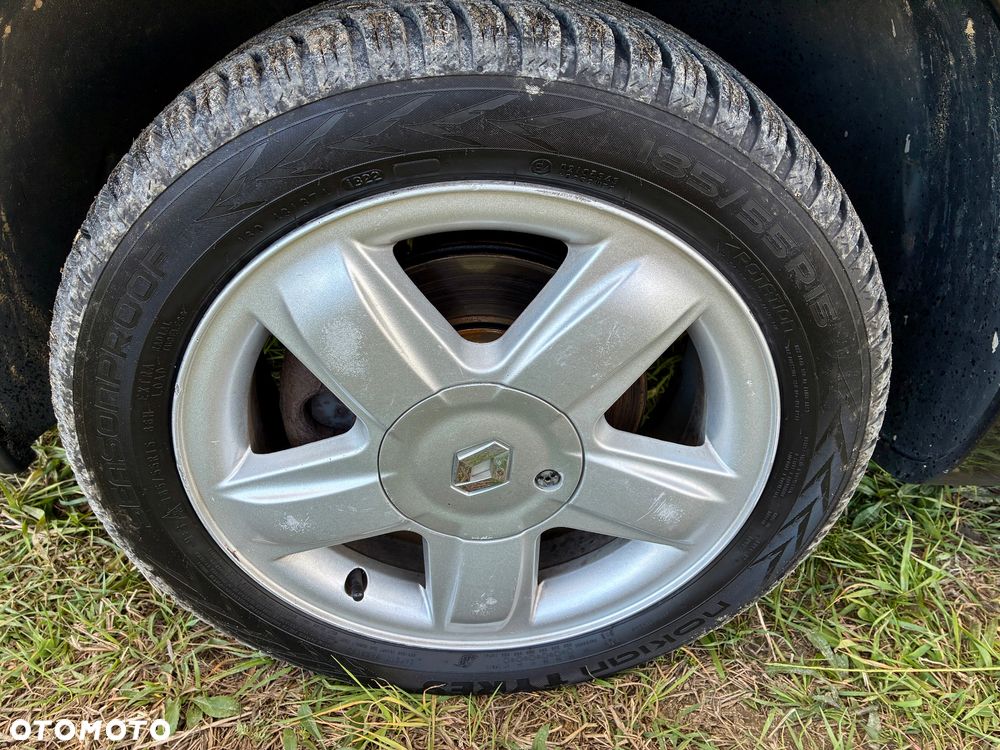 Renault Clio - 36