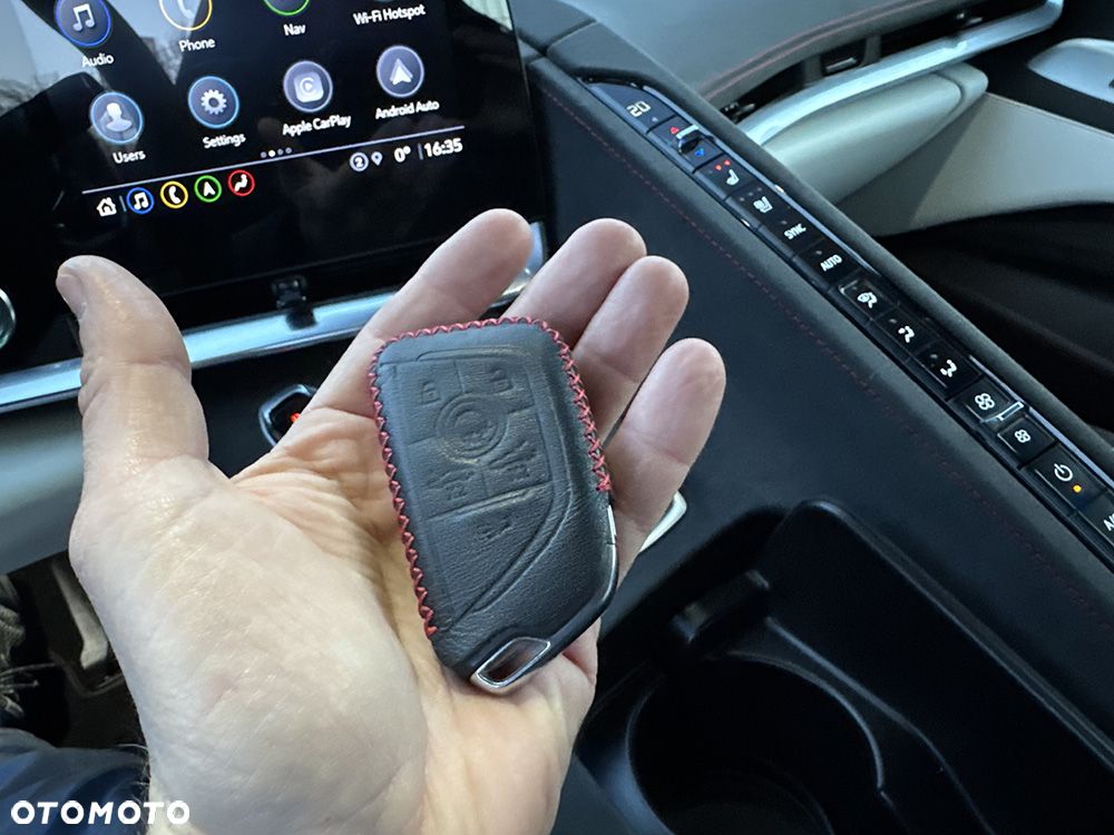 Chevrolet Corvette - 37