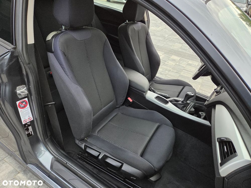 BMW Seria 1 114d Advantage - 26