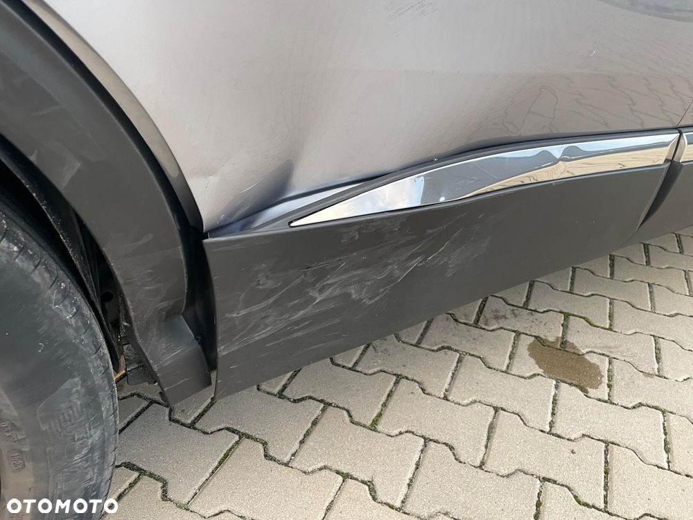 Peugeot 5008 1.5 BlueHDi Active Pack S&S EAT8 - 24