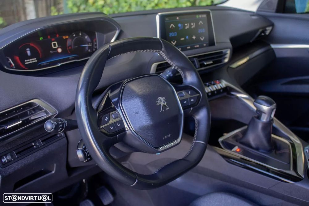Peugeot 3008 1.5 BlueHDi Active - 11
