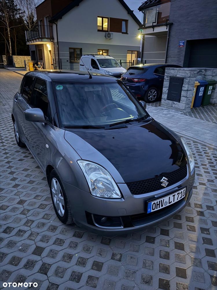 Suzuki Swift 1.3 DDiS Comfort - 4