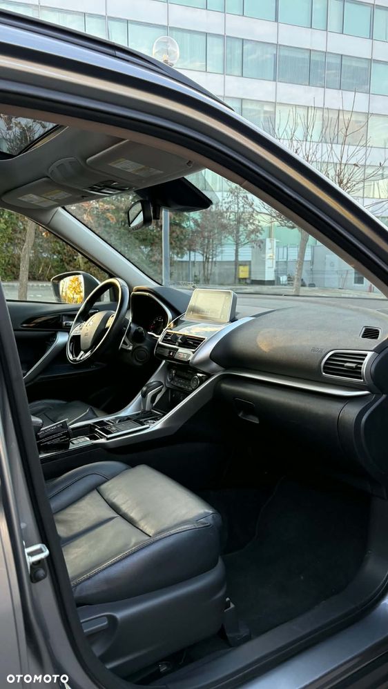 Mitsubishi Eclipse Cross - 17