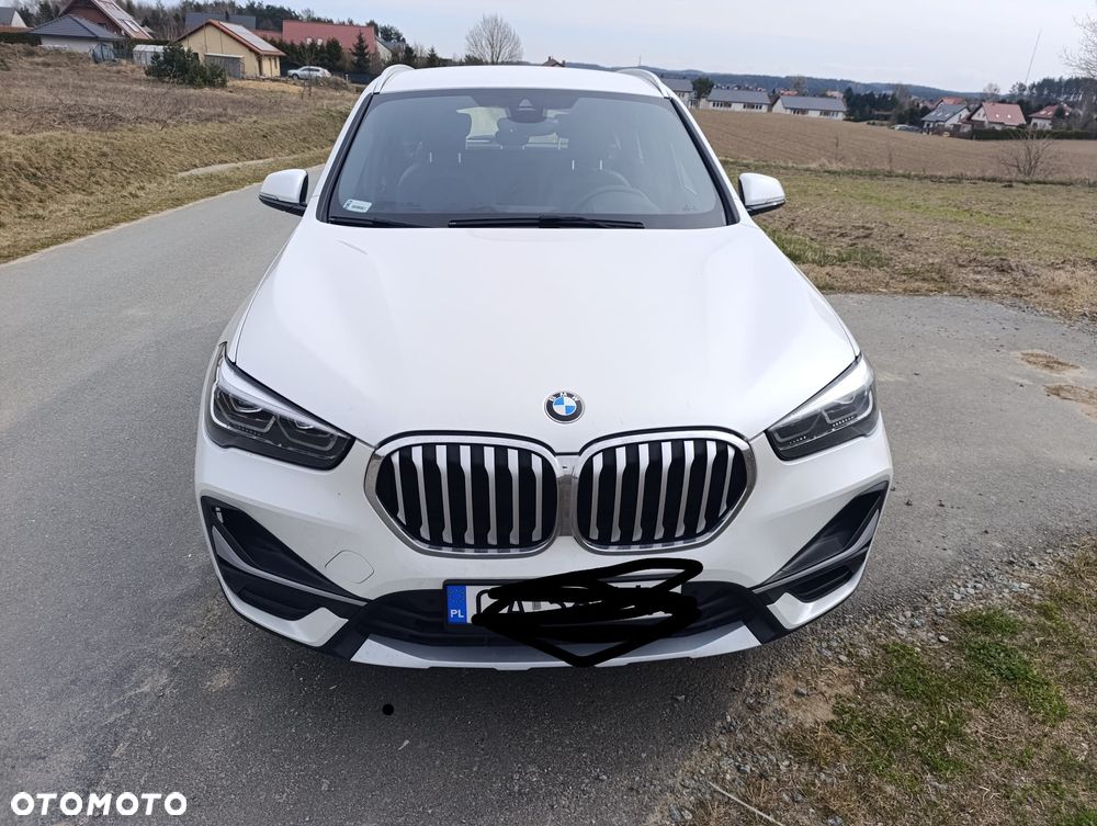 BMW X1 xDrive20i GPF Advantage sport - 3