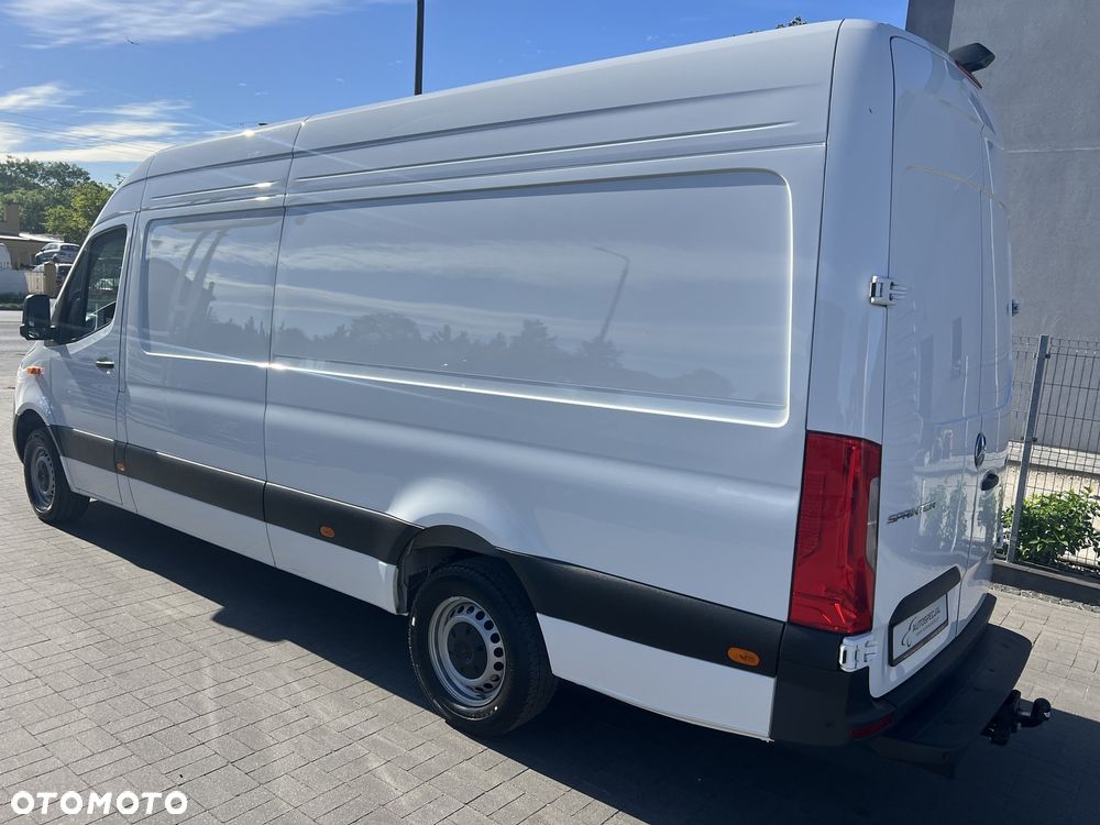 Mercedes-Benz Sprinter - 5