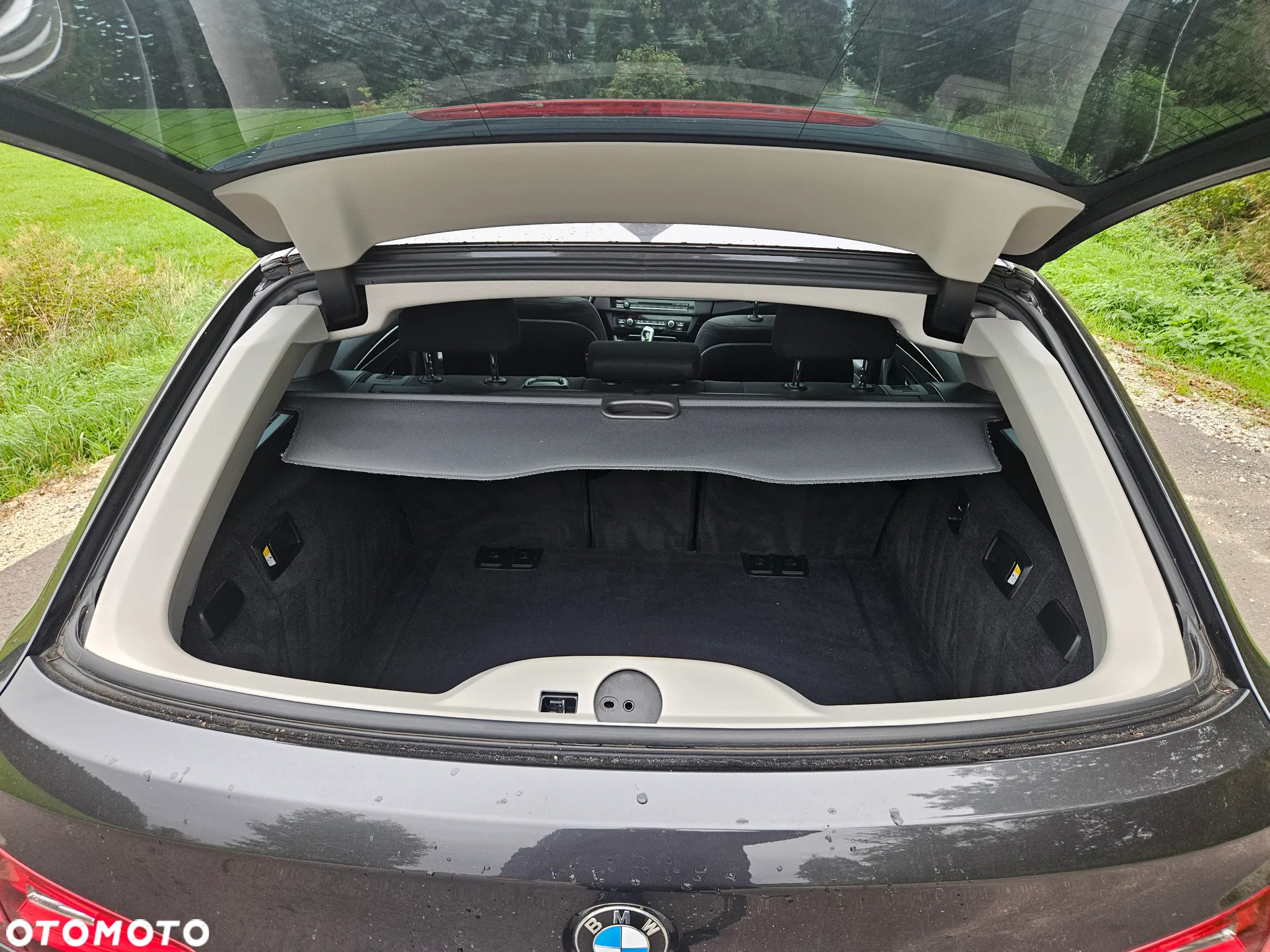 BMW Seria 5 520d xDrive Touring - 17