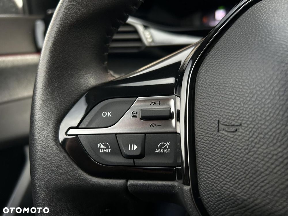 Peugeot 308 1.5 BlueHDi Allure S&S EAT8 - 28